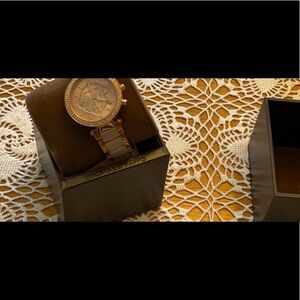 MICHAEL KORS 39 MM CHRONO PARKER MK5896 WATCH, Rose Gold